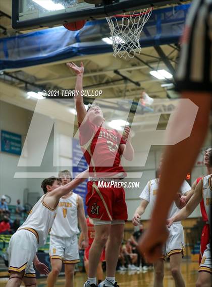Thumbnail 1 in Judge Memorial vs. Mountain View (Eagle Holiday Shootout) photogallery.