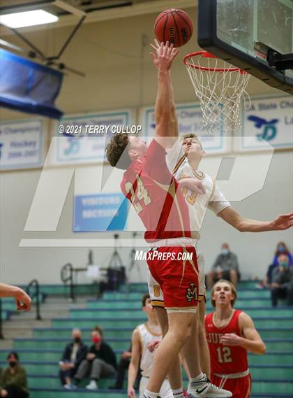 Thumbnail 1 in Judge Memorial vs. Mountain View (Eagle Holiday Shootout) photogallery.