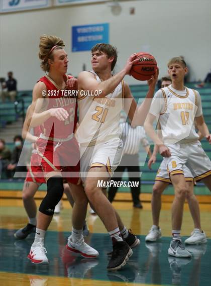 Thumbnail 3 in Judge Memorial vs. Mountain View (Eagle Holiday Shootout) photogallery.
