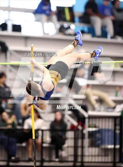 Thumbnail 3 in VHSL State Championship - Class 6 (Pole Vault) photogallery.