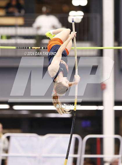 Thumbnail 2 in VHSL State Championship - Class 6 (Pole Vault) photogallery.