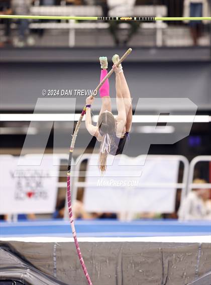 Thumbnail 3 in VHSL State Championship - Class 6 (Pole Vault) photogallery.