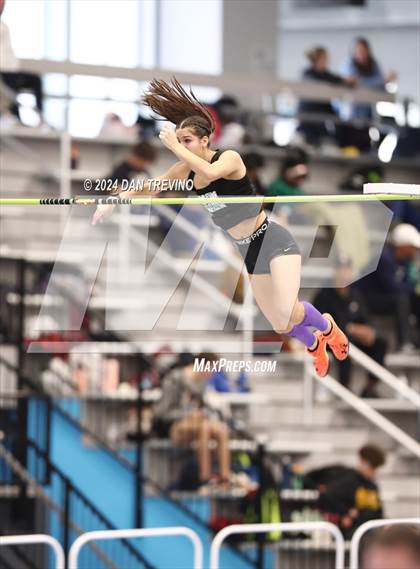 Thumbnail 2 in VHSL State Championship - Class 6 (Pole Vault) photogallery.