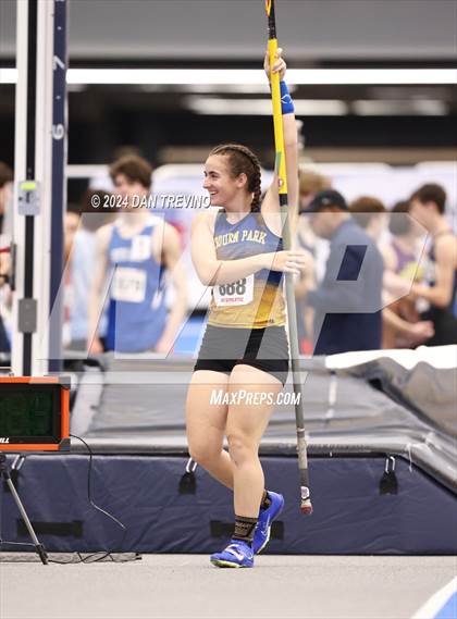 Thumbnail 2 in VHSL State Championship - Class 6 (Pole Vault) photogallery.