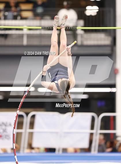 Thumbnail 2 in VHSL State Championship - Class 6 (Pole Vault) photogallery.