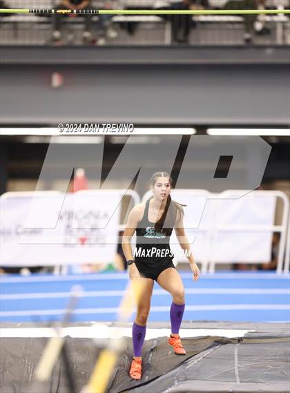 Thumbnail 2 in VHSL State Championship - Class 6 (Pole Vault) photogallery.