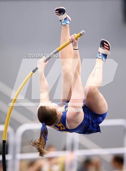 Thumbnail 2 in VHSL State Championship - Class 6 (Pole Vault) photogallery.