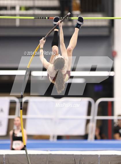 Thumbnail 2 in VHSL State Championship - Class 6 (Pole Vault) photogallery.
