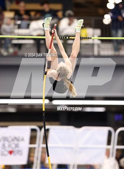 Thumbnail 1 in VHSL State Championship - Class 6 (Pole Vault) photogallery.