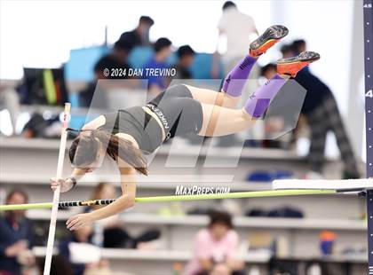 Thumbnail 3 in VHSL State Championship - Class 6 (Pole Vault) photogallery.