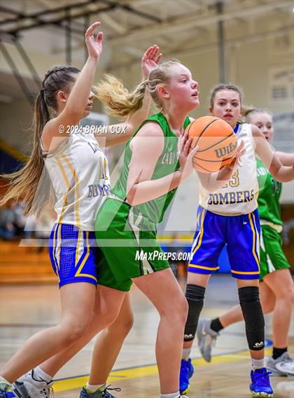 Thumbnail 3 in Mountain Home vs Yellville-Summit (Mountain Home Jr Invitational) photogallery.