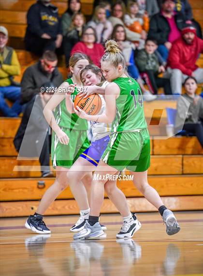 Thumbnail 1 in Mountain Home vs Yellville-Summit (Mountain Home Jr Invitational) photogallery.