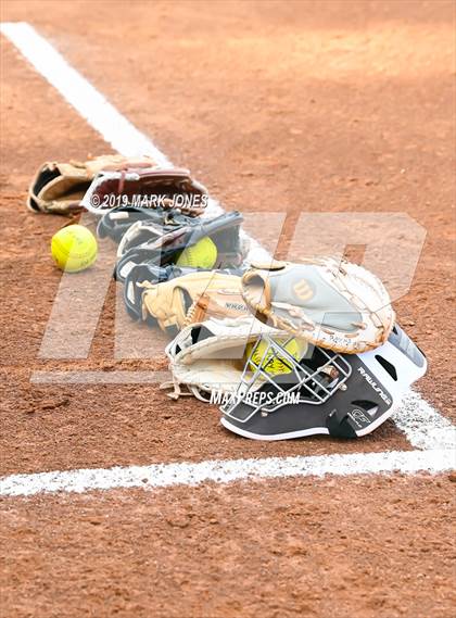 Thumbnail 3 in Superior vs. Ray (AIA 1A Final) photogallery.