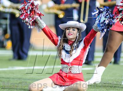 Thumbnail 3 in Denton Ryan vs Fossil Ridge (UIL 5A Regional Playoff) photogallery.