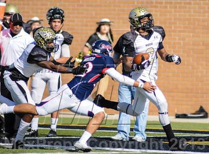 Thumbnail 2 in Denton Ryan vs Fossil Ridge (UIL 5A Regional Playoff) photogallery.