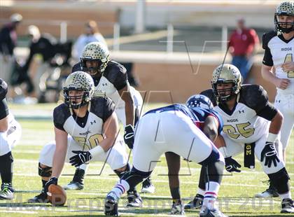 Thumbnail 2 in Denton Ryan vs Fossil Ridge (UIL 5A Regional Playoff) photogallery.