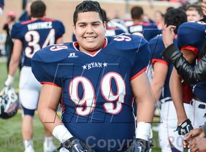 Thumbnail 1 in Denton Ryan vs Fossil Ridge (UIL 5A Regional Playoff) photogallery.