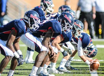 Thumbnail 3 in Denton Ryan vs Fossil Ridge (UIL 5A Regional Playoff) photogallery.