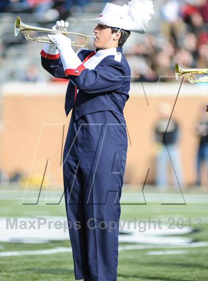 Thumbnail 3 in Denton Ryan vs Fossil Ridge (UIL 5A Regional Playoff) photogallery.
