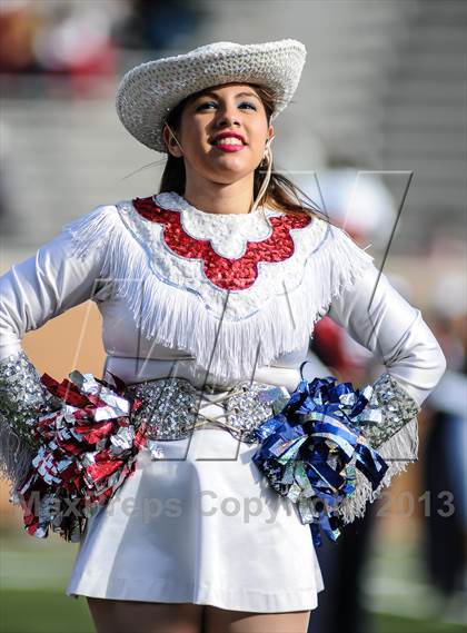Thumbnail 3 in Denton Ryan vs Fossil Ridge (UIL 5A Regional Playoff) photogallery.