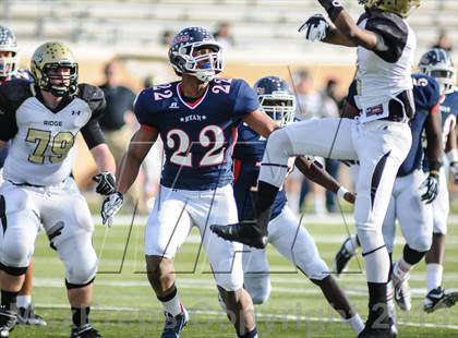Thumbnail 3 in Denton Ryan vs Fossil Ridge (UIL 5A Regional Playoff) photogallery.