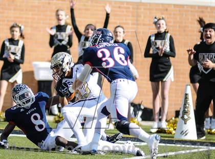 Thumbnail 3 in Denton Ryan vs Fossil Ridge (UIL 5A Regional Playoff) photogallery.