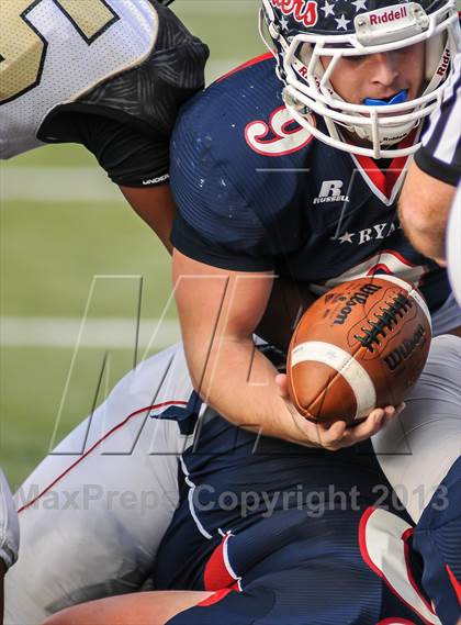 Thumbnail 1 in Denton Ryan vs Fossil Ridge (UIL 5A Regional Playoff) photogallery.