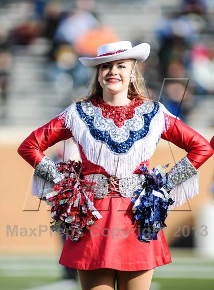 Thumbnail 3 in Denton Ryan vs Fossil Ridge (UIL 5A Regional Playoff) photogallery.
