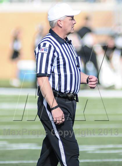 Thumbnail 1 in Denton Ryan vs Fossil Ridge (UIL 5A Regional Playoff) photogallery.