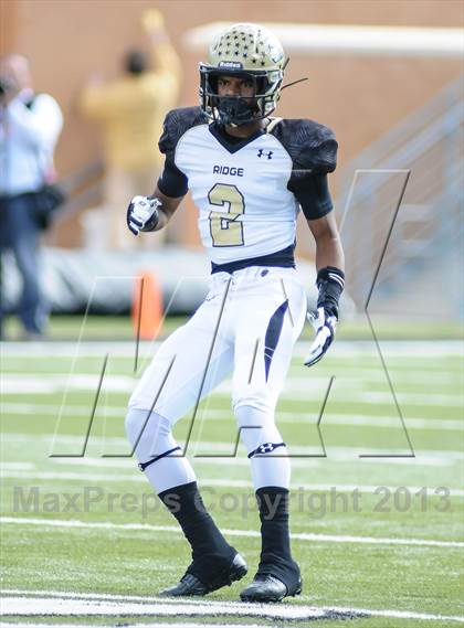 Thumbnail 1 in Denton Ryan vs Fossil Ridge (UIL 5A Regional Playoff) photogallery.