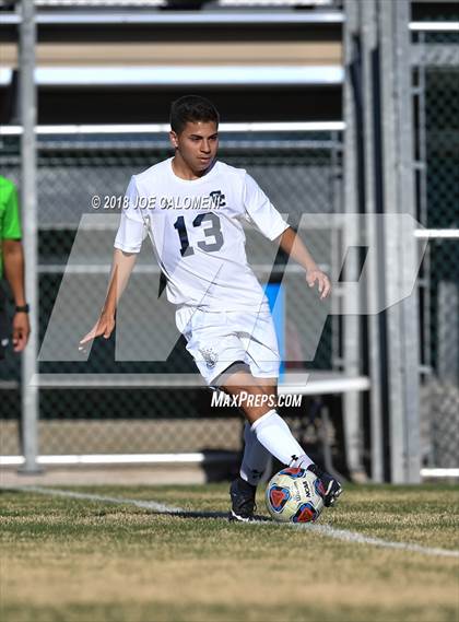 Thumbnail 2 in Lee [Robert E.] vs Central Catholic (NEISD Tournament) photogallery.