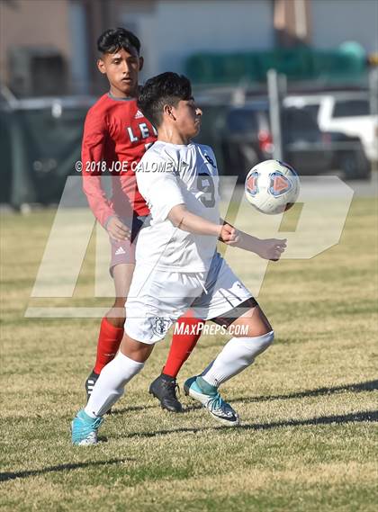 Thumbnail 3 in Lee [Robert E.] vs Central Catholic (NEISD Tournament) photogallery.