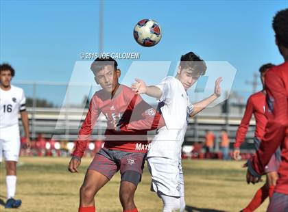 Thumbnail 1 in Lee [Robert E.] vs Central Catholic (NEISD Tournament) photogallery.
