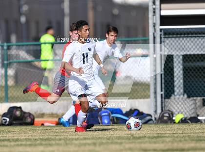 Thumbnail 2 in Lee [Robert E.] vs Central Catholic (NEISD Tournament) photogallery.