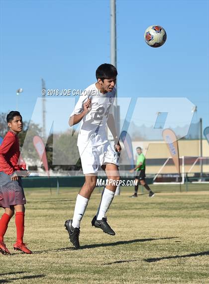 Thumbnail 3 in Lee [Robert E.] vs Central Catholic (NEISD Tournament) photogallery.