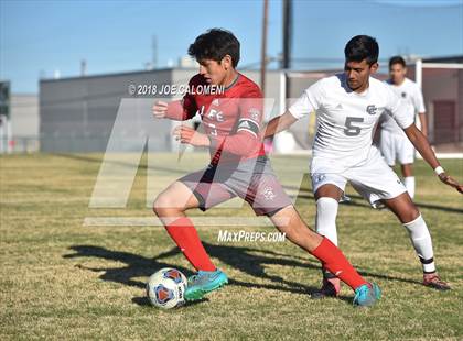 Thumbnail 2 in Lee [Robert E.] vs Central Catholic (NEISD Tournament) photogallery.