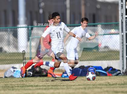 Thumbnail 1 in Lee [Robert E.] vs Central Catholic (NEISD Tournament) photogallery.