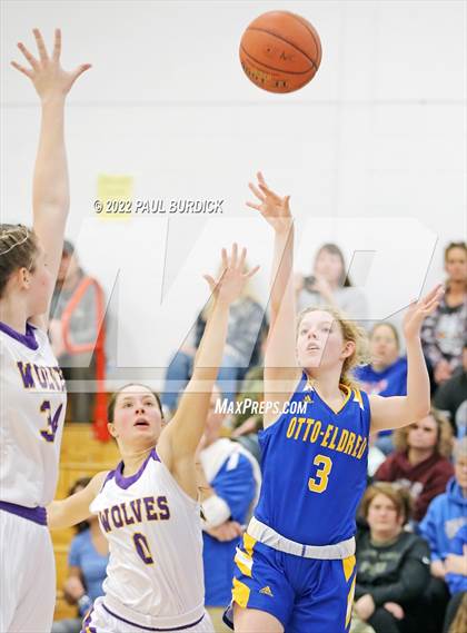 Thumbnail 2 in Otto-Eldred vs. North Clarion (District IX Semifinal) photogallery.
