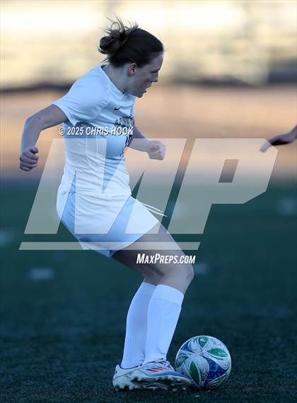 Thumbnail 2 in Tanque Verde vs Salpointe Catholic (Kelly Pierce Soccer Tournament) photogallery.