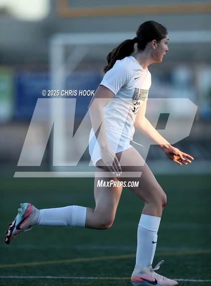 Thumbnail 1 in Tanque Verde vs Salpointe Catholic (Kelly Pierce Soccer Tournament) photogallery.
