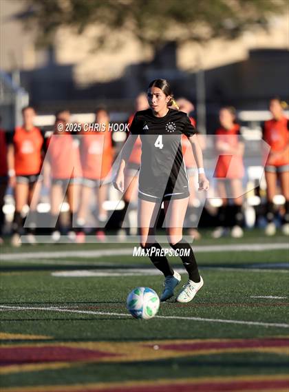 Thumbnail 3 in Tanque Verde vs Salpointe Catholic (Kelly Pierce Soccer Tournament) photogallery.