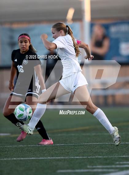 Thumbnail 3 in Tanque Verde vs Salpointe Catholic (Kelly Pierce Soccer Tournament) photogallery.