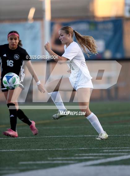 Thumbnail 1 in Tanque Verde vs Salpointe Catholic (Kelly Pierce Soccer Tournament) photogallery.