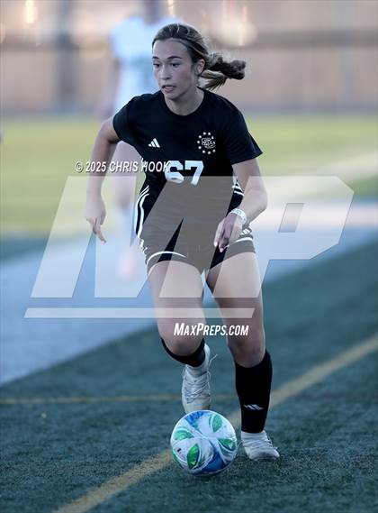 Thumbnail 1 in Tanque Verde vs Salpointe Catholic (Kelly Pierce Soccer Tournament) photogallery.