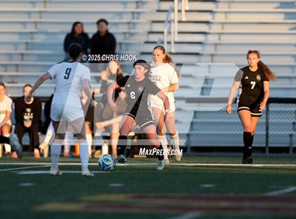 Thumbnail 3 in Tanque Verde vs Salpointe Catholic (Kelly Pierce Soccer Tournament) photogallery.