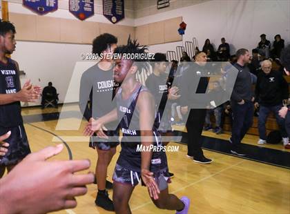 Thumbnail 3 in Clovis West vs. Weston Ranch photogallery.
