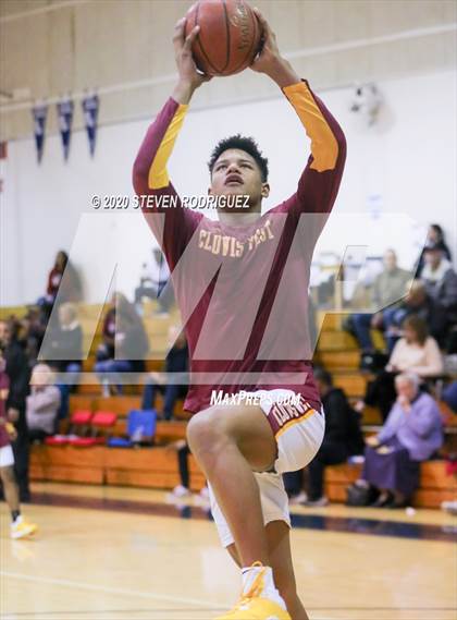 Thumbnail 1 in Clovis West vs. Weston Ranch photogallery.
