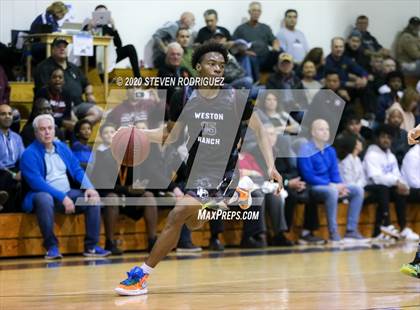 Thumbnail 2 in Clovis West vs. Weston Ranch photogallery.