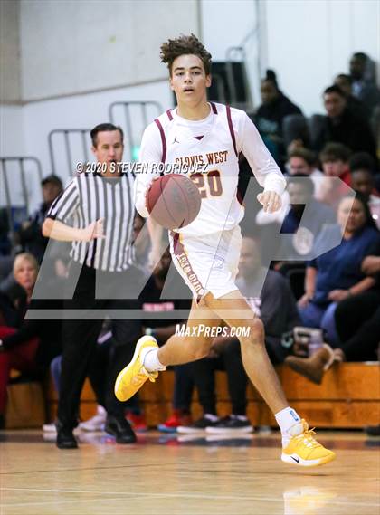 Thumbnail 2 in Clovis West vs. Weston Ranch photogallery.