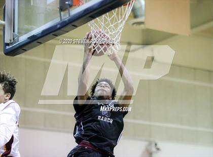 Thumbnail 1 in Clovis West vs. Weston Ranch photogallery.